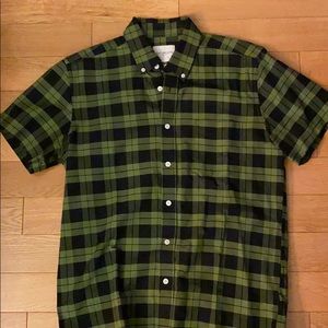 Saturday’s New York short sleeve plaid shirt